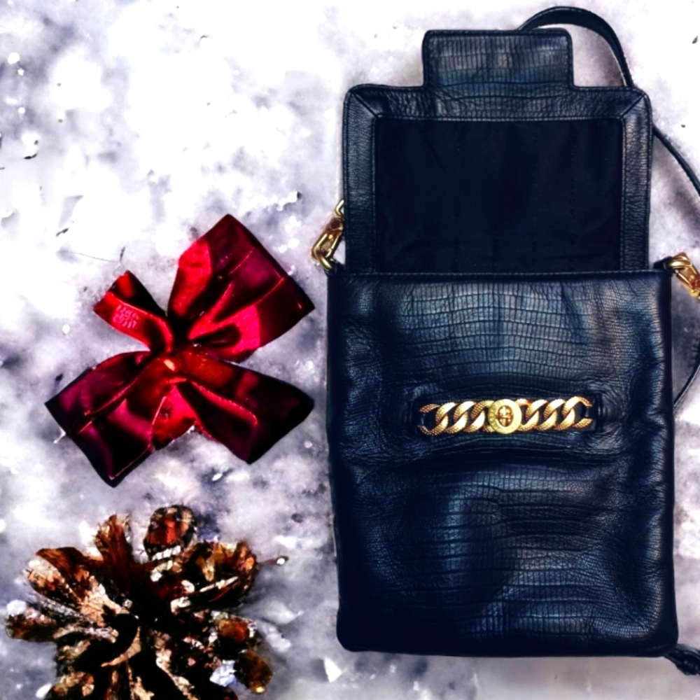🎁 Vintage Marc Jacobs Leather Crossbody EUC 🎁